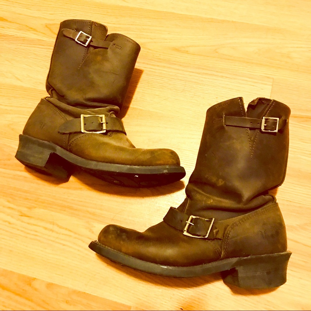 Frye Boots - brown- Size 7